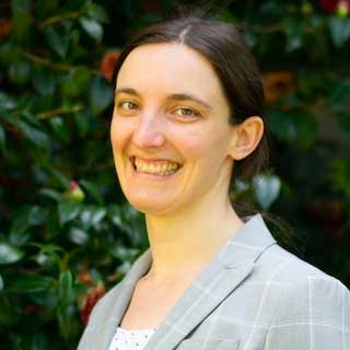 A professional headshot of online UW MSIM faculty member, Allison Chapman
